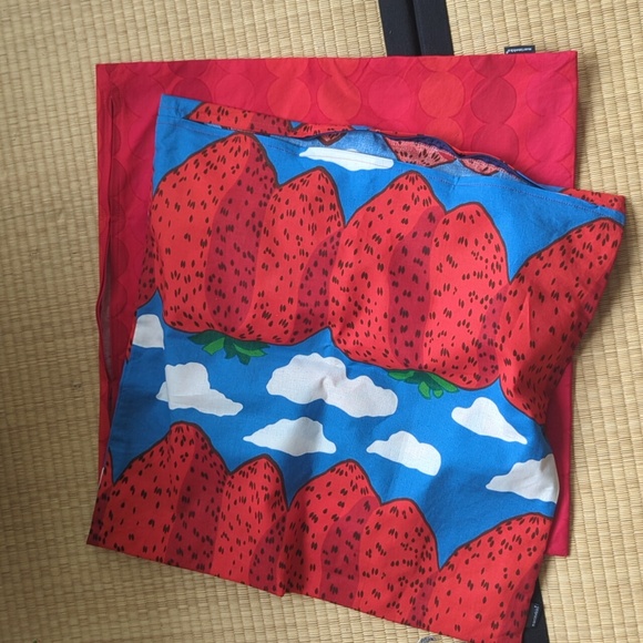 Marimekko pillow covers x2 - Picture 4 of 7